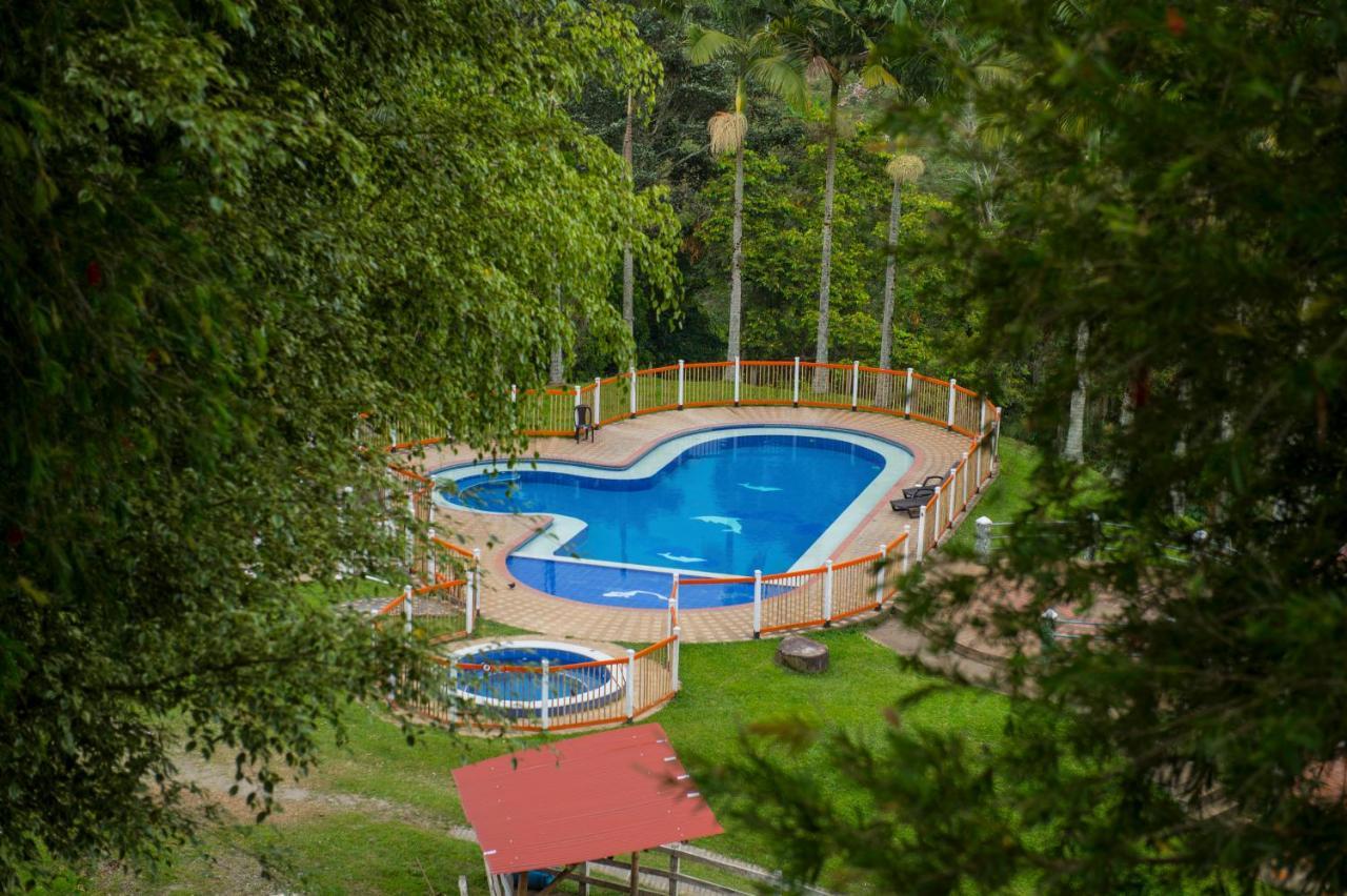Ferienwohnung Hacienda Charrascal Coffe Farm Manizales Exterior foto