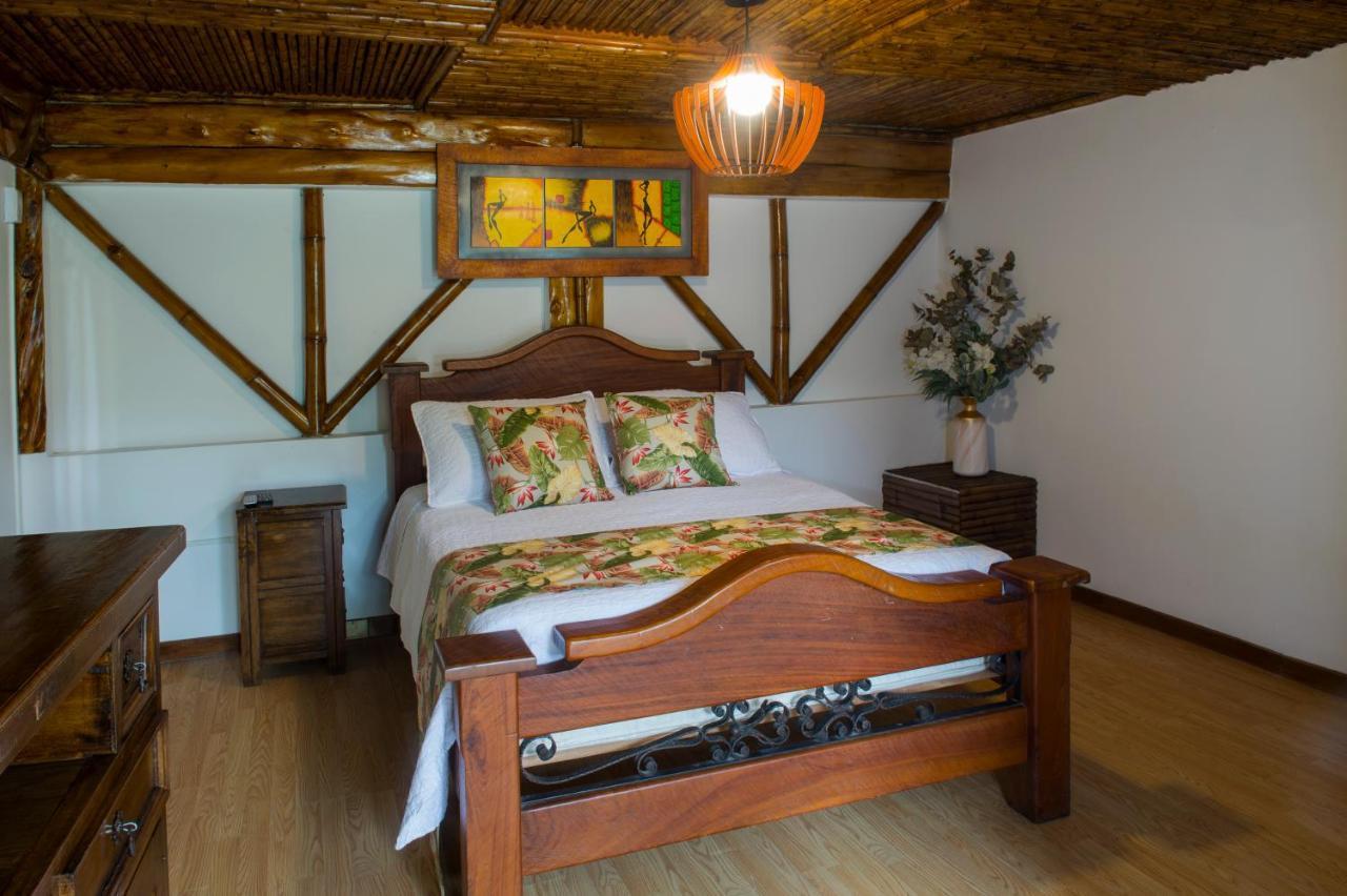 Ferienwohnung Hacienda Charrascal Coffe Farm Manizales Exterior foto