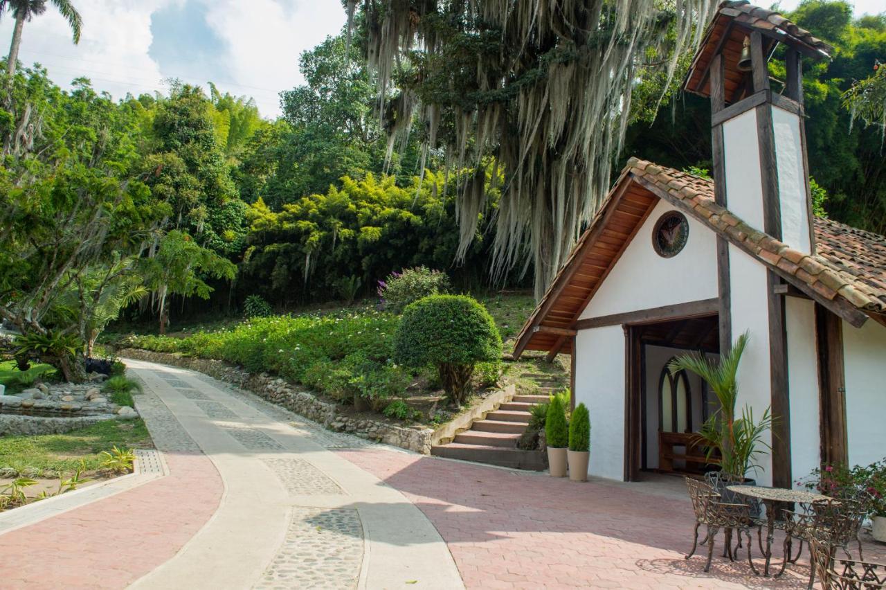 Ferienwohnung Hacienda Charrascal Coffe Farm Manizales Exterior foto