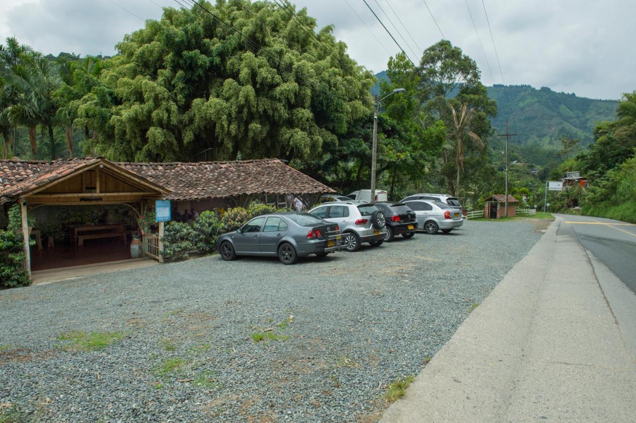 Ferienwohnung Hacienda Charrascal Coffe Farm Manizales Exterior foto